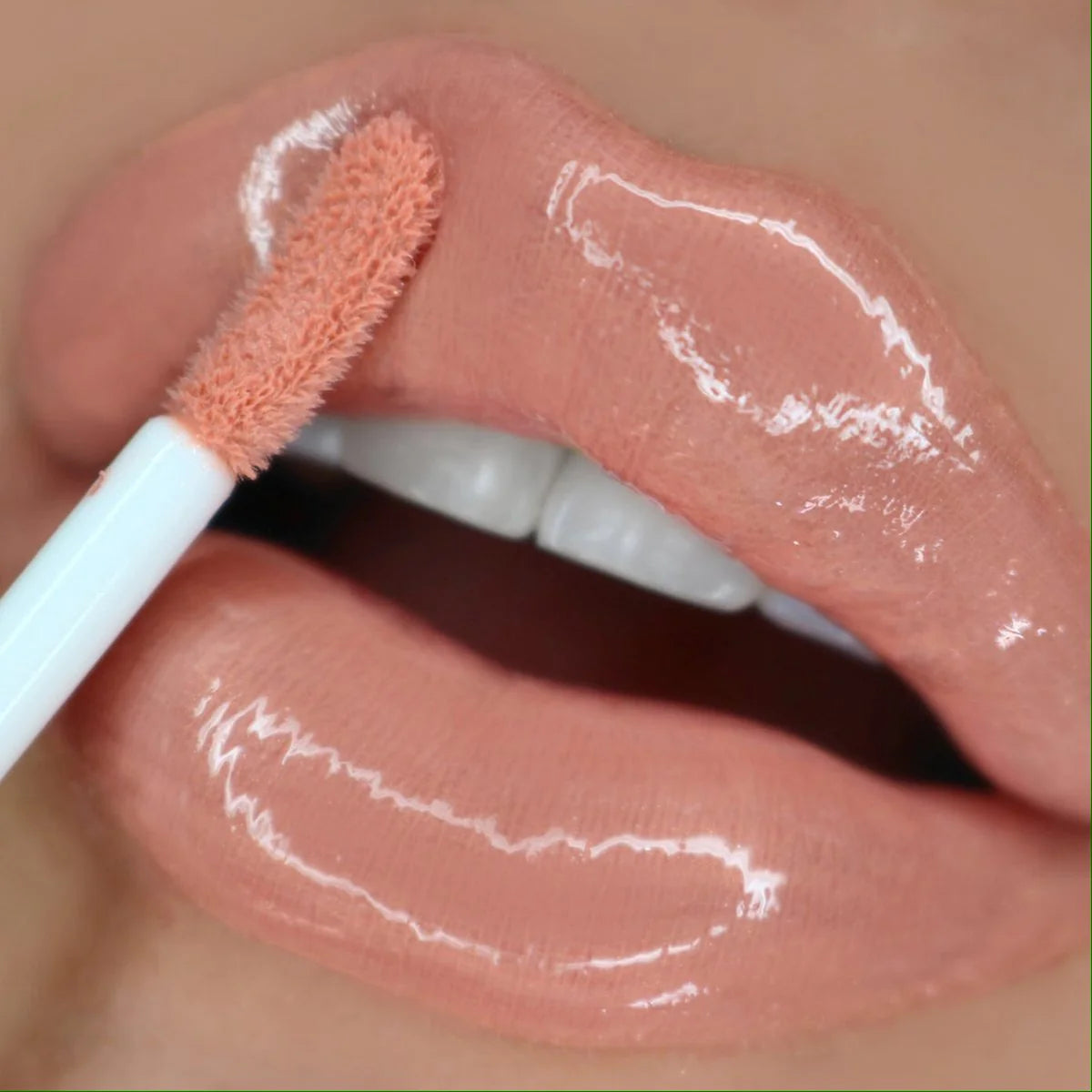 ULTRA DAZZLE LIP GLOSS